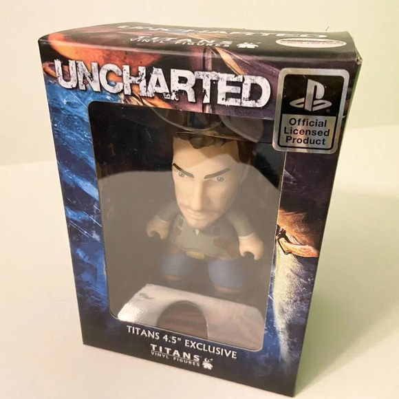 2015 Uncharted  Nathan Drake Titans 4.5 Inch Exclusive Vinyl Figure - Picture 10 of 10